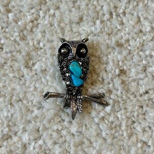Vintage Silver Tone Owl Brooch with Turquoise Stones